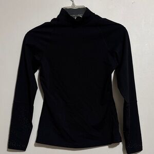 1 Lululemon Women's Black Long Sleeve mock neck Top